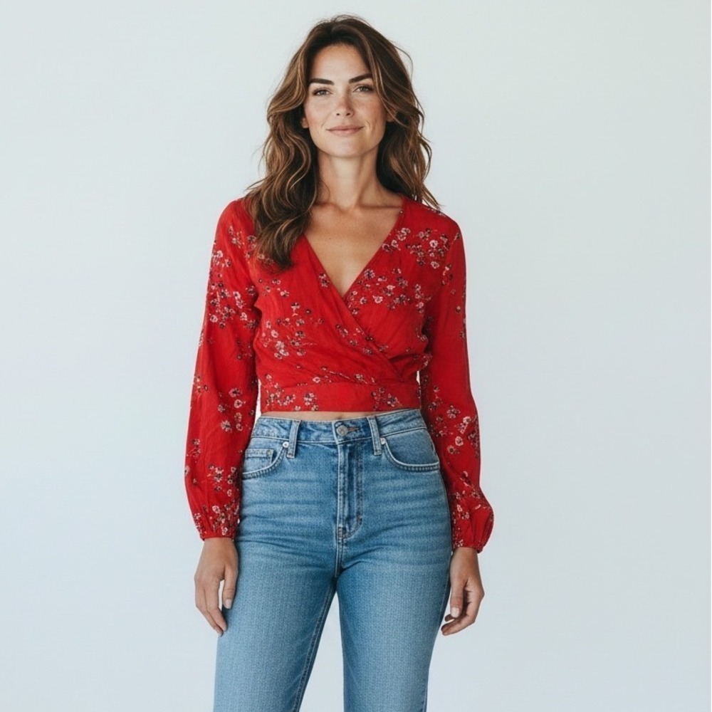 Wild Fable | Red Floral‎ Long Sleeve Open Back Crop Top Surplice Neck Medium
